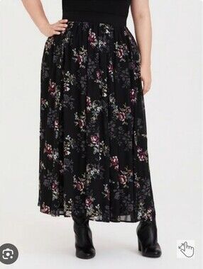 EUC Torrid Black Floral Chiffon Maxi Skirt